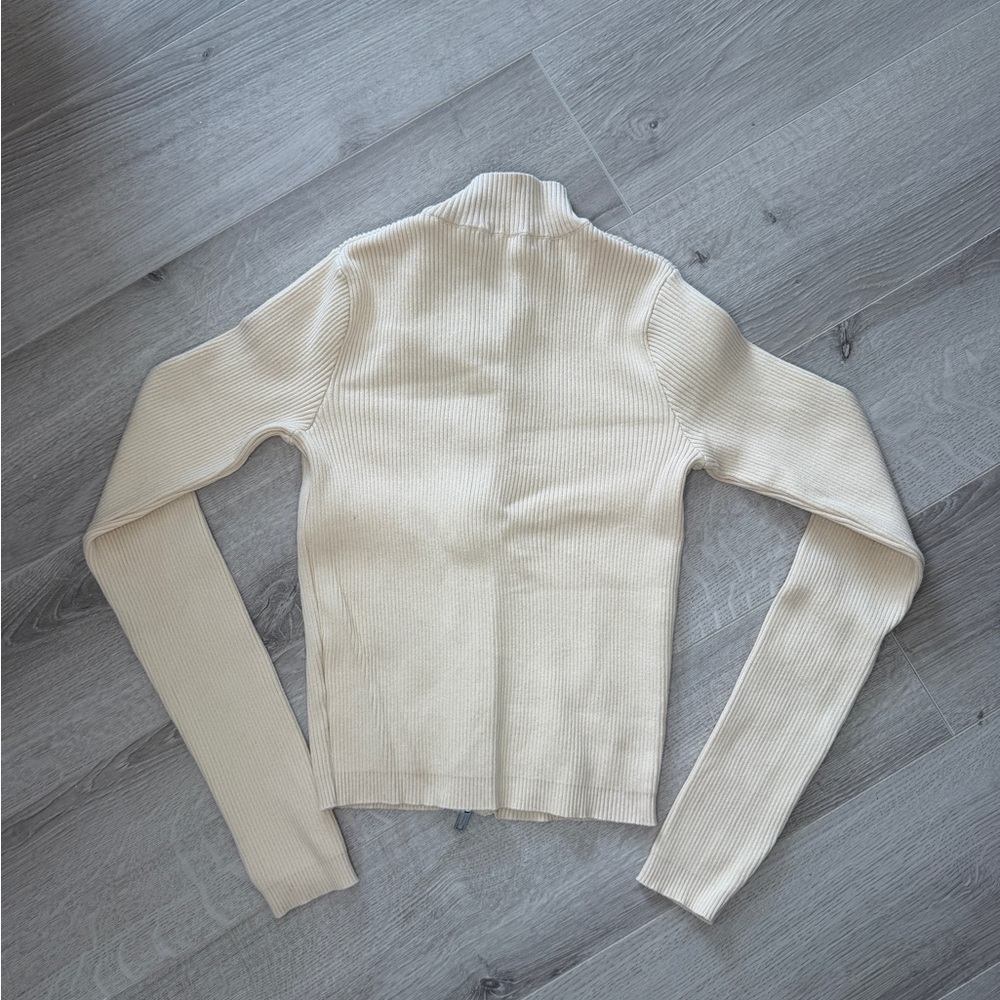 Brandy Melville Ribbed Zip Sweater Cream Cropped OS Mock Neck - Picture 6 of 6